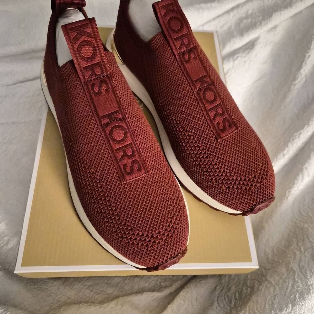 MICHAEL Michael Kors Bodie Stretch Knit Sneakerz ▪︎ Deep Red - Picture 6 of 11